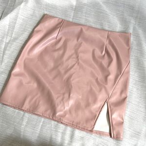 Shein faux leather skirt  Size Large